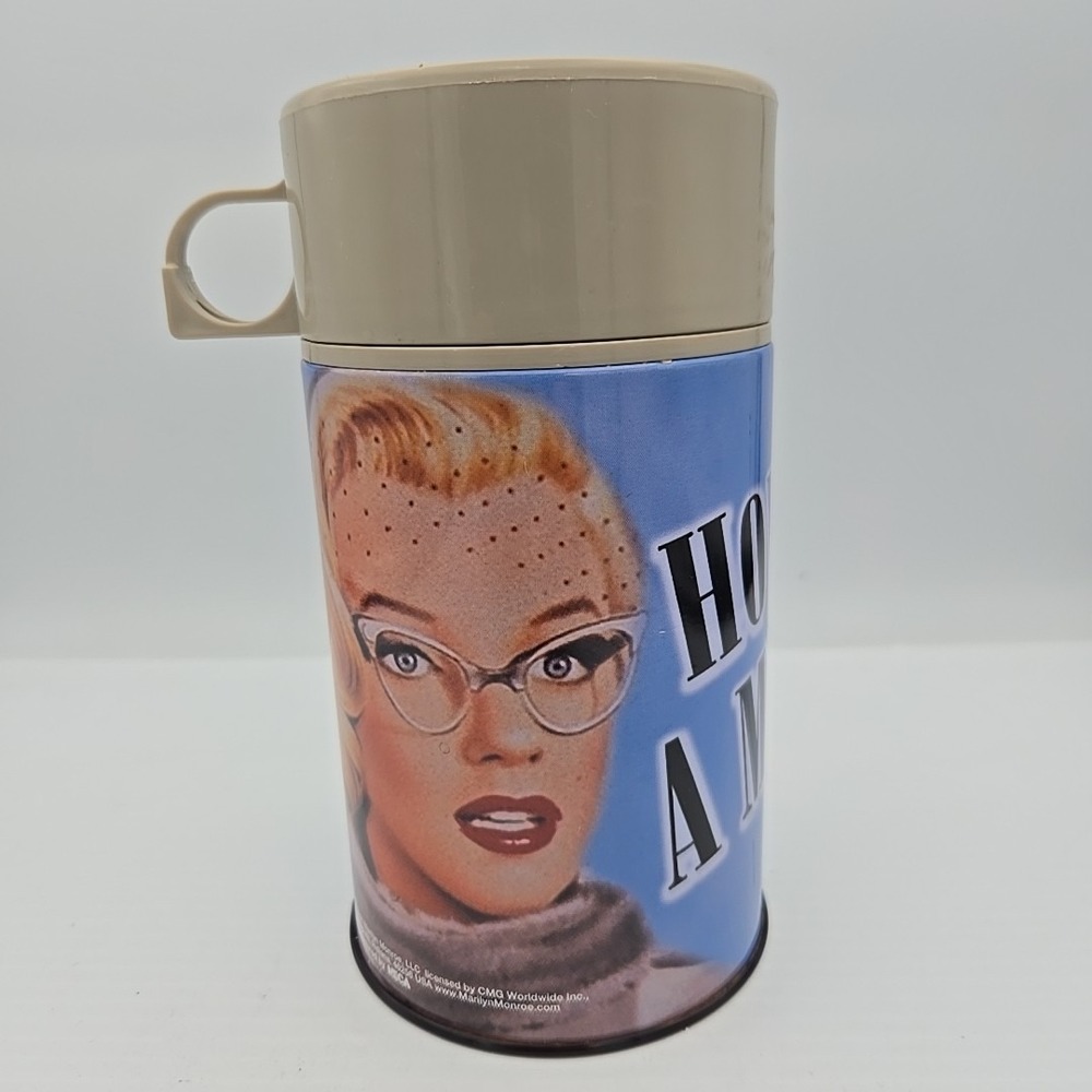 Marilyn‎ Monroe Thermos "How To Marry A  Millionaire" 2001